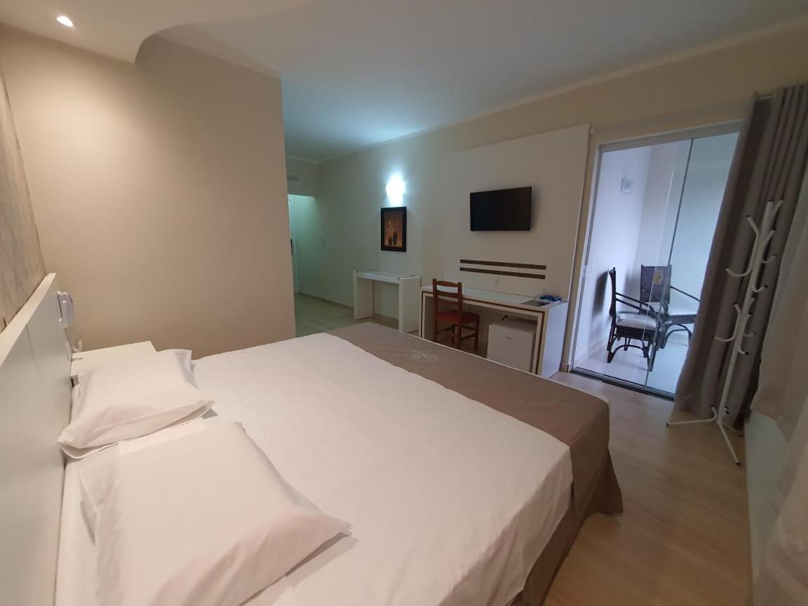 Charles Hotel Pôrto Ferreira المظهر الخارجي الصورة