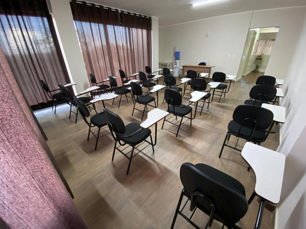 Charles Hotel Pôrto Ferreira المظهر الخارجي الصورة